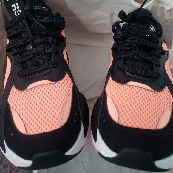 PUMA RS-X Pink & Black PUMA RS-X Pink & Black